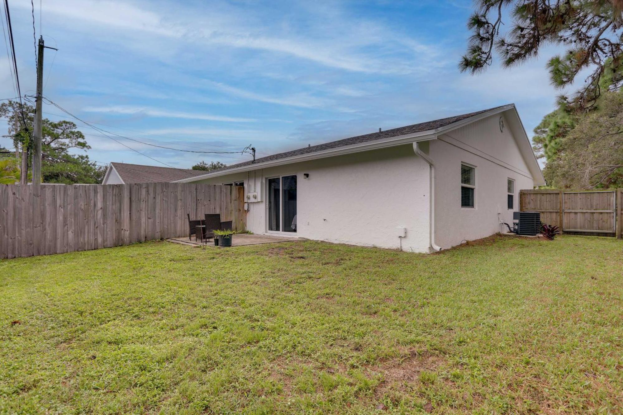 Jupiter Townhome With Patio And Yard About 6 Mi To Beach! Eksteriør bilde